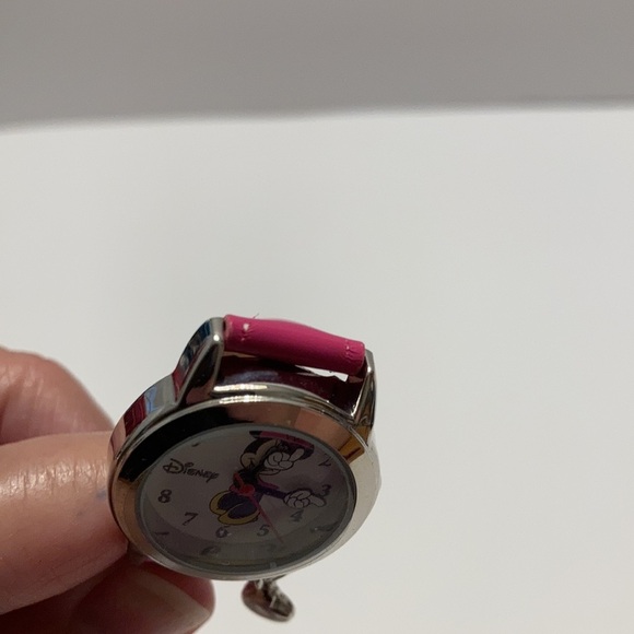 🛍️ Minnie Mouse watch - Picture 6 of 6